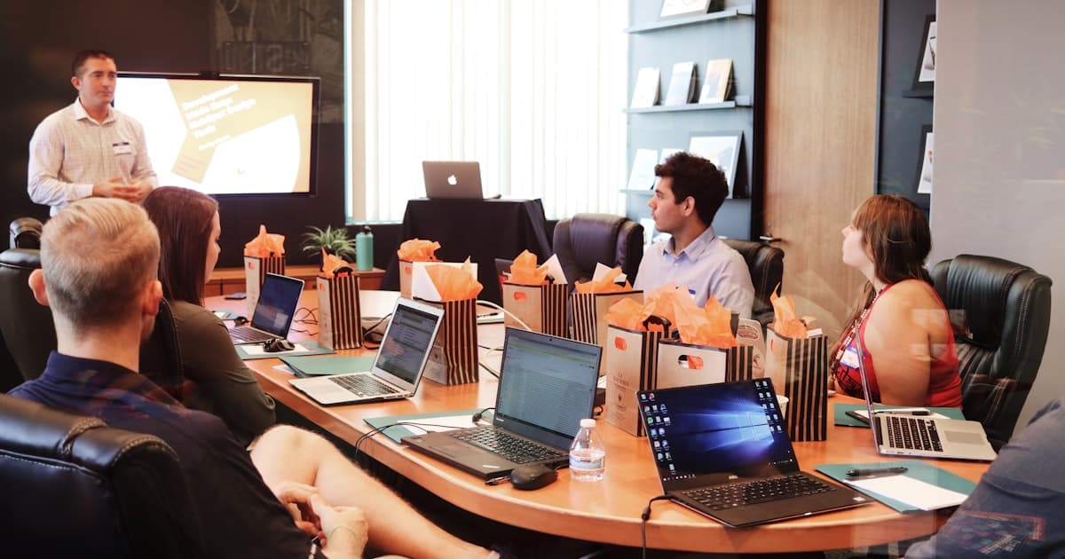 Project tracking that keeps clients calm and teams unblocked